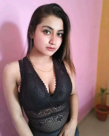 Enjoy an unforgettable experience with our Muslim Call girls
