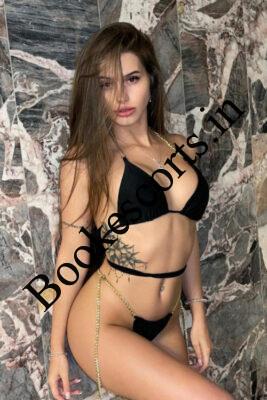 Russian-Escorts-in-Goa-8