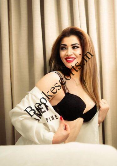 Divya High Profile Escort Girl in Danta, Banaskantha